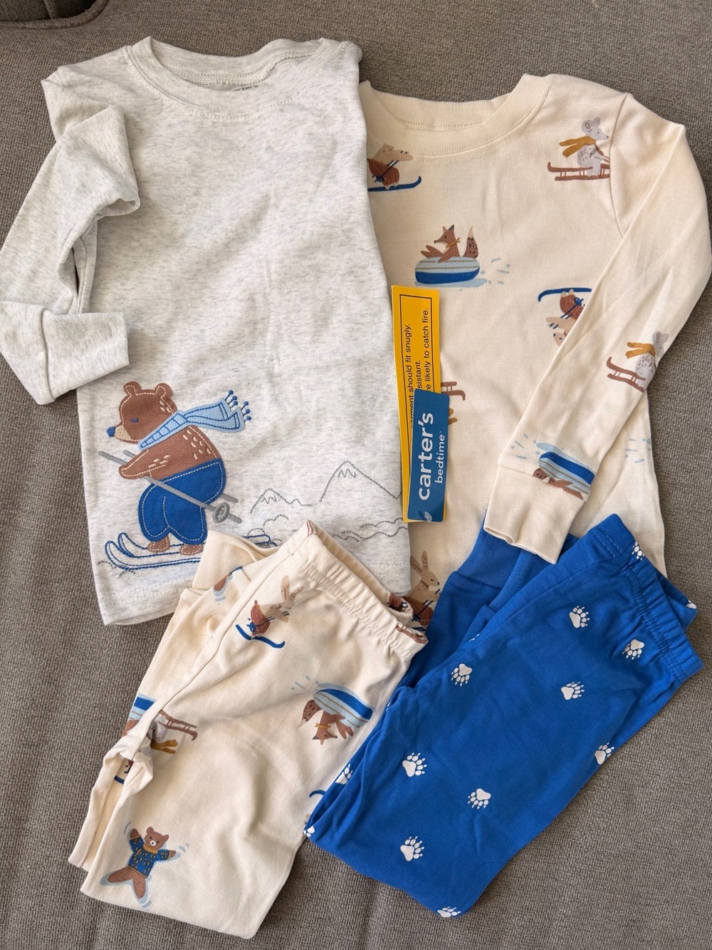 Carter's 4-Piece Pajama Set▪️Size 3T